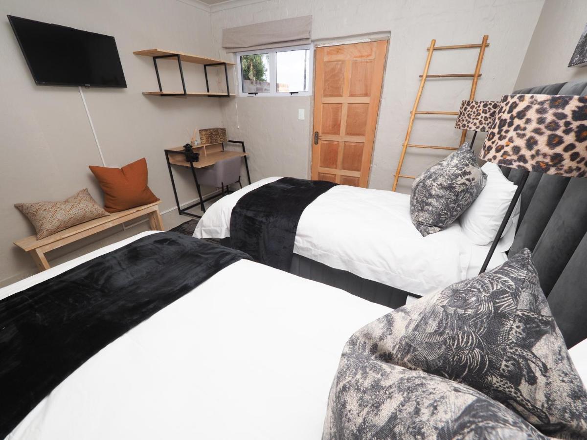 Fever Tree Guesthouse Hillcrest Extérieur photo